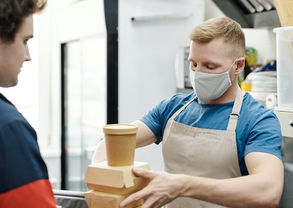 livraison repas à domicile personne âgée