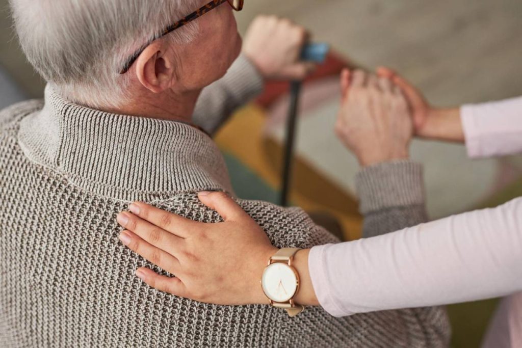 Comparatif meilleure téléassistance pour personnes âgées