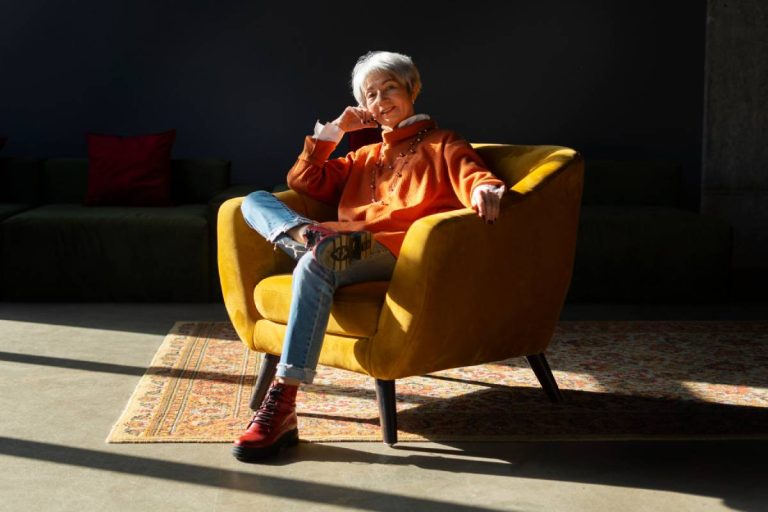 Téléassistance : quels risques pour une personne vivant seule sans dispositif ?